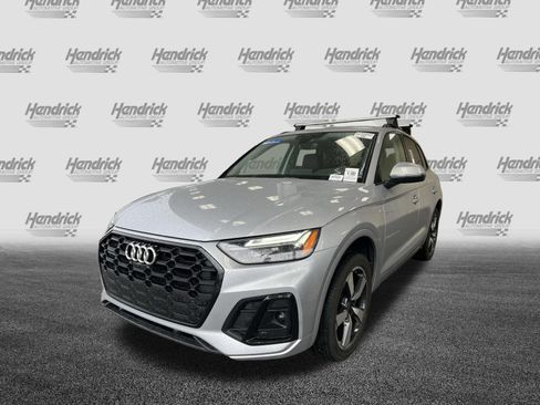 Used 2023 Audi Q5 2.0T Premium Plus w/ Premium Plus Package AWD/4WD image 6