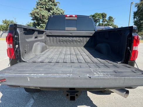 Used 2015 GMC Sierra 2500 Denali w/ Duramax Plus Package image 16