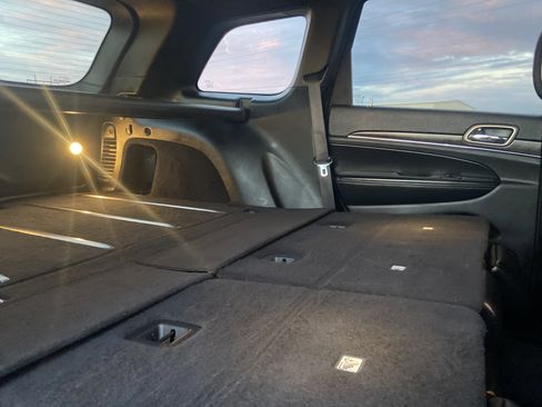 Used 2016 Jeep Grand Cherokee Limited image 14