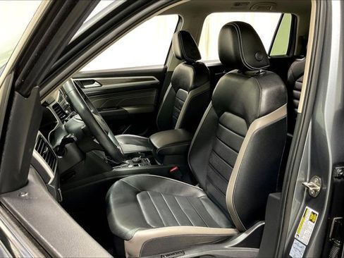 Used 2021 Volkswagen Atlas SEL Premium image 25