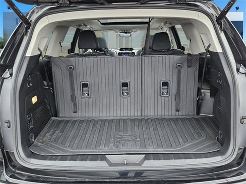 Used 2022 Subaru Ascent Touring image 7