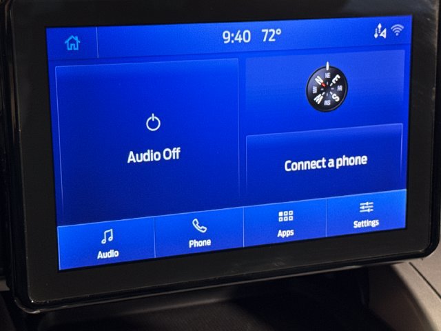 Used 2023 Ford Explorer XLT AWD/4WD image 34