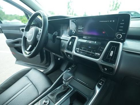 Used 2023 Kia Sorento S FWD image 36