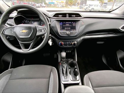 Used 2023 Chevrolet TrailBlazer LS image 16