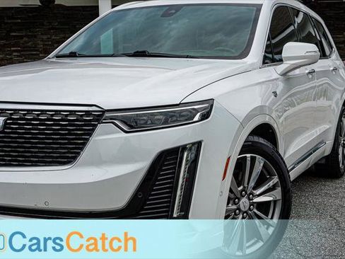 Used 2021 Cadillac XT6 Premium Luxury w/ Platinum Package FWD image 6