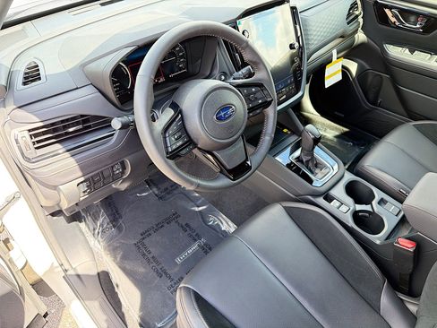 Used 2025 Subaru Forester Touring image 26