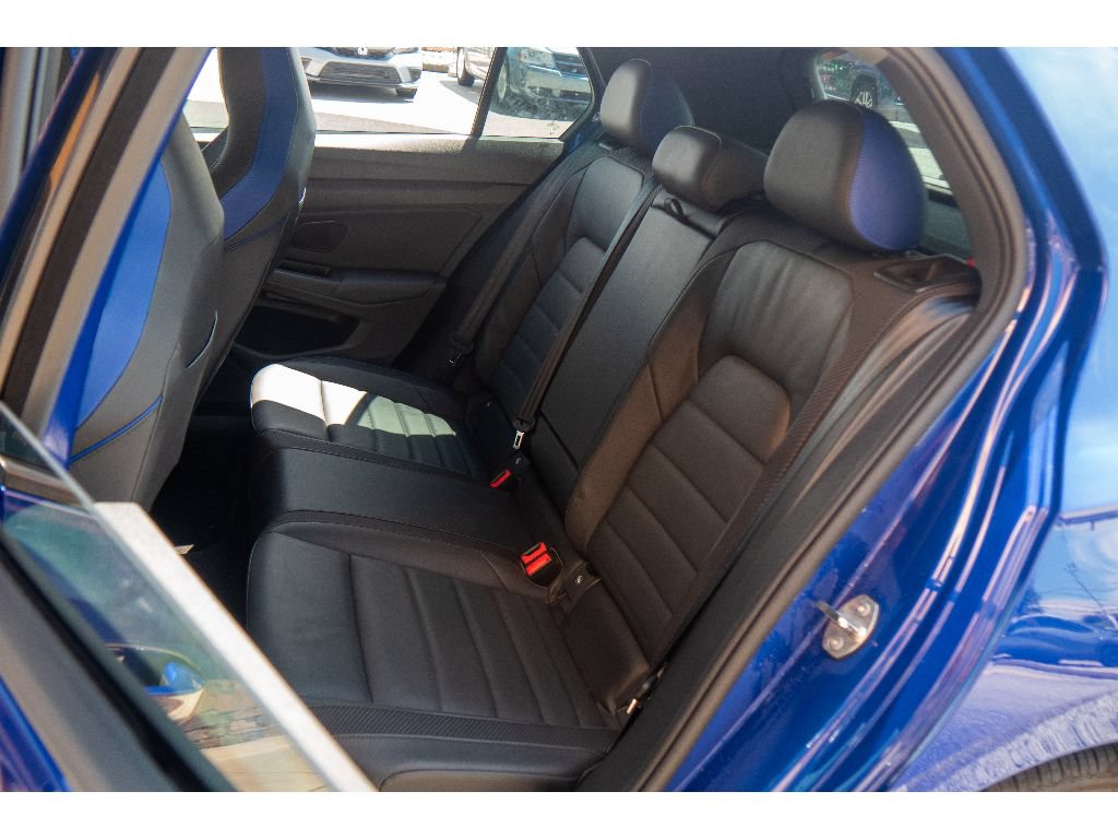 Used 2024 Volkswagen Golf R AWD/4WD image 18