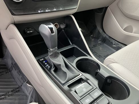 Used 2020 Hyundai Tucson SE w/ Cargo Package image 27