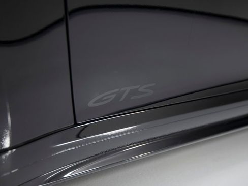 Certified 2022 Porsche 911 Targa 4 GTS w/ Premium Package image 46