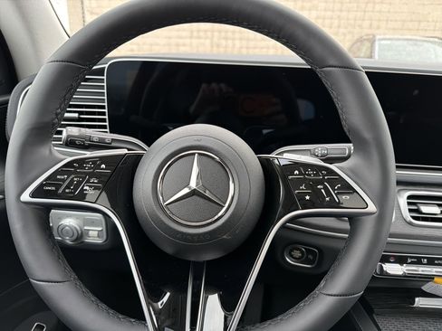 New 2026 Mercedes-Benz GLS 450 4MATIC image 13