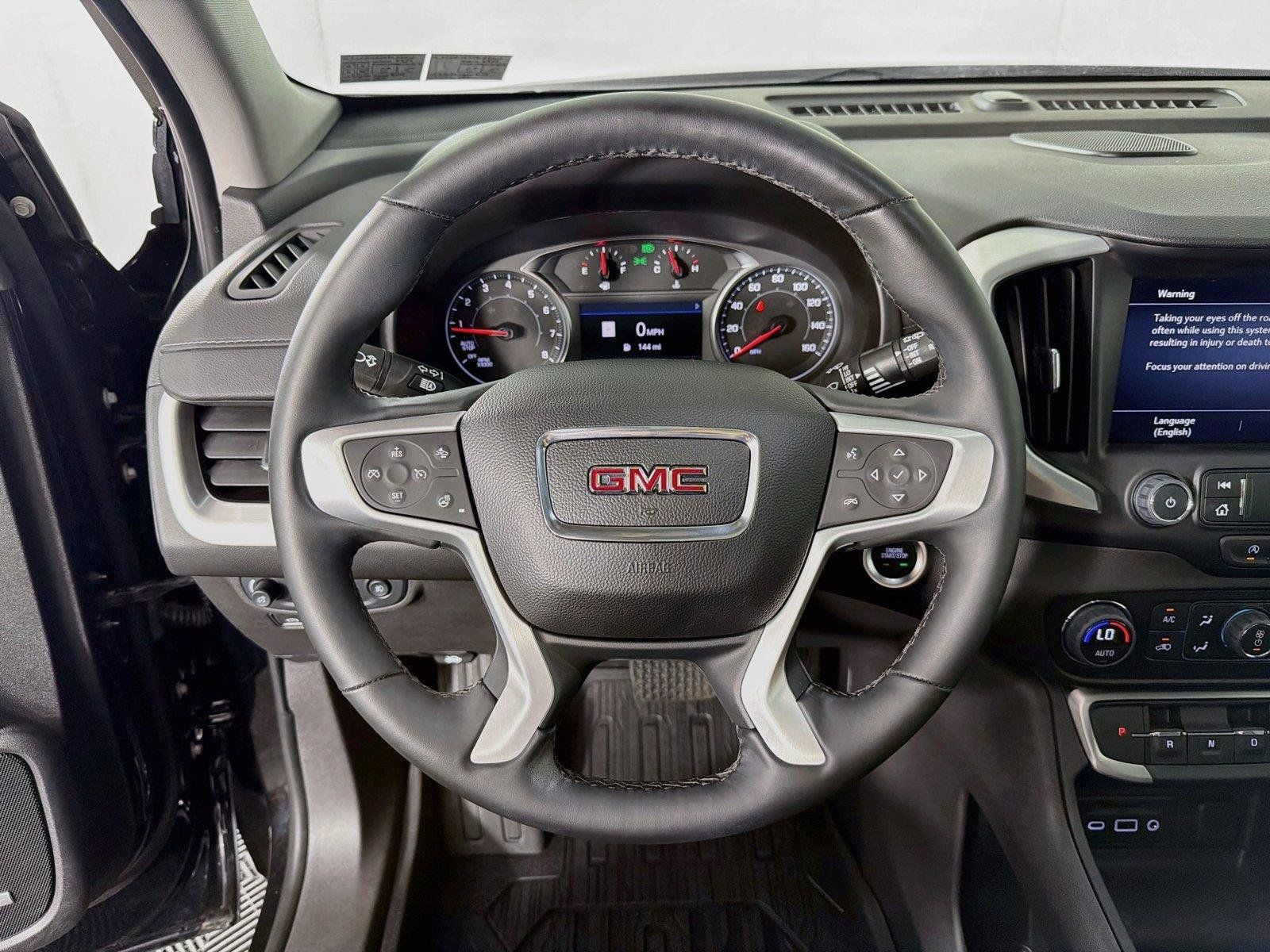 Used 2024 GMC Terrain SLT w/ Infotainment Package II AWD/4WD image 3