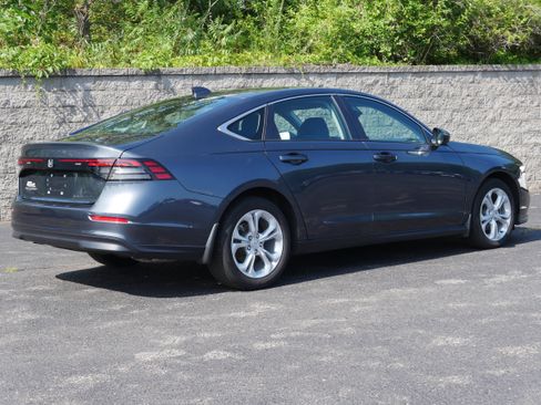 Used 2023 Honda Accord LX image 7