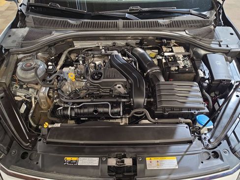 Used 2024 Volkswagen Jetta SE FWD image 18