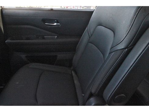 Certified 2025 Nissan Pathfinder SL w/ SL Premium Package FWD image 14