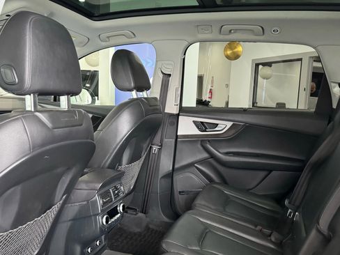 Used 2019 Audi Q7 2.0T Premium Plus w/ Premium Plus Package image 28