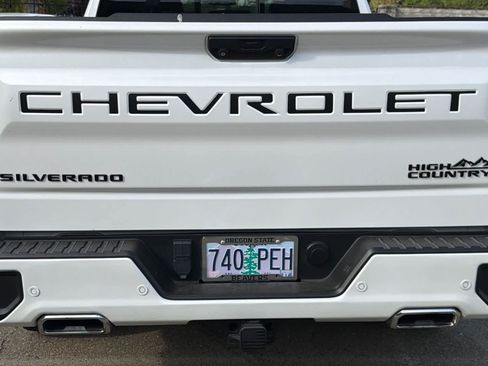 Used 2023 Chevrolet Silverado 1500 High Country w/ Max Trailering Package AWD/4WD image 16