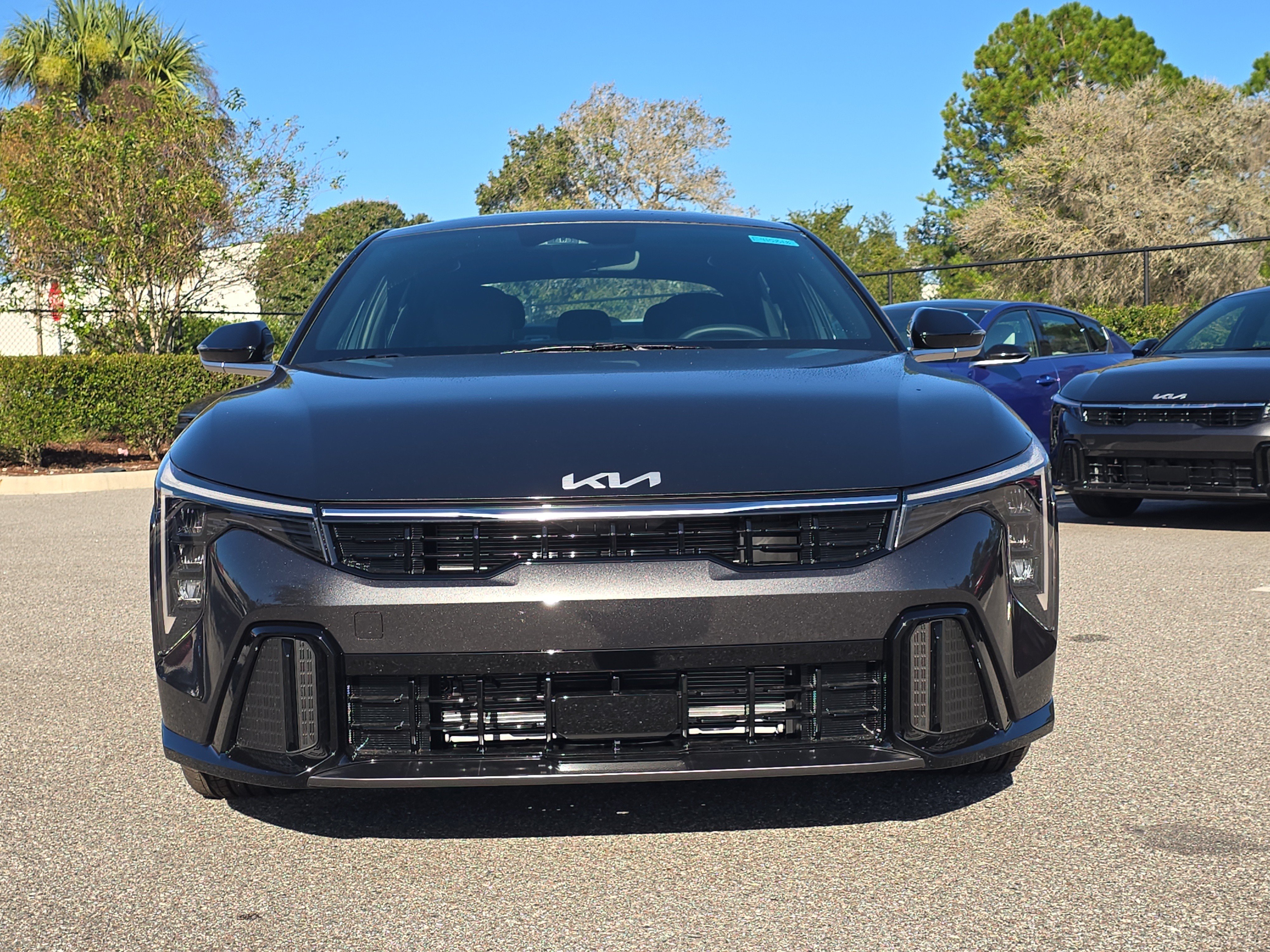 New 2026 Kia K4 EX w/ GT-Line Premium Package FWD image 3