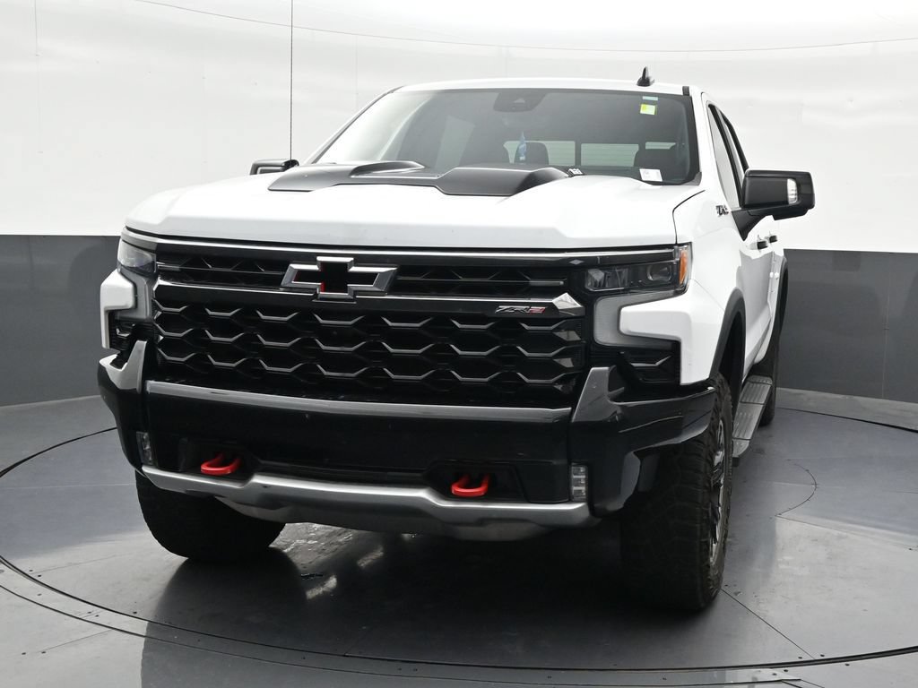 Used 2024 Chevrolet Silverado 1500 ZR2 w/ Technology Package AWD/4WD image 9