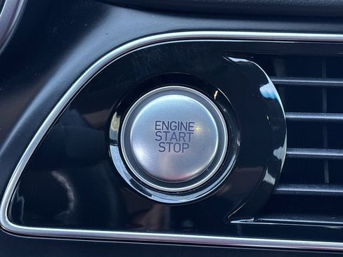 Used 2020 Genesis G70 2.0T w/ Elite Package image 30