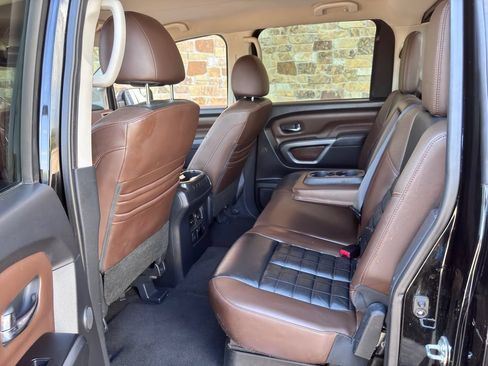 Used 2017 Nissan Titan Platinum Reserve AWD/4WD image 40