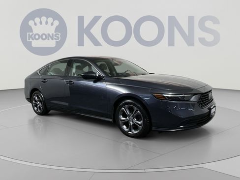 Used 2023 Honda Accord EX image 2