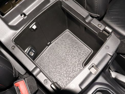 Used 2019 Jeep Wrangler Unlimited Rubicon image 41