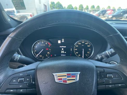 Used 2019 Cadillac XT4 Sport w/ Driver Awareness Package FWD image 13