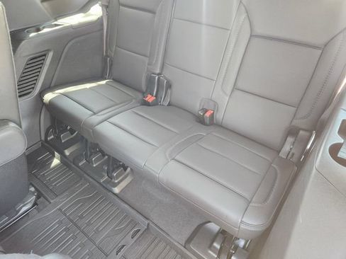 Used 2023 GMC Yukon Denali w/ LPO, Floor Liner Package AWD/4WD image 31