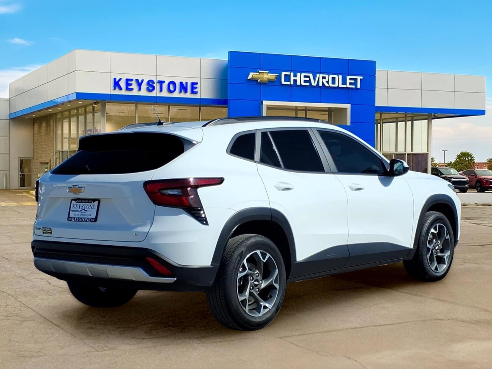 Used 2024 Chevrolet Trax LT FWD image 7