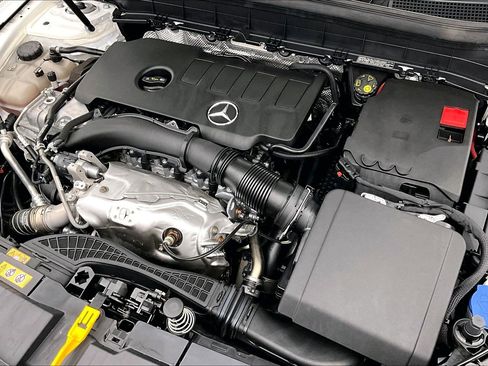 Certified 2022 Mercedes-Benz GLB 250 image 29