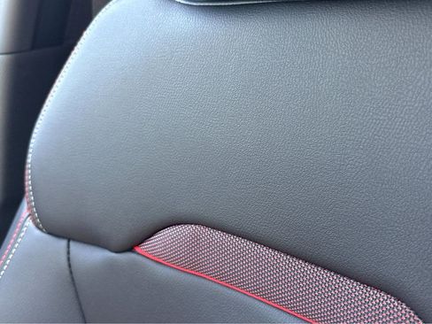 New 2026 Nissan Kicks SR FWD image 5