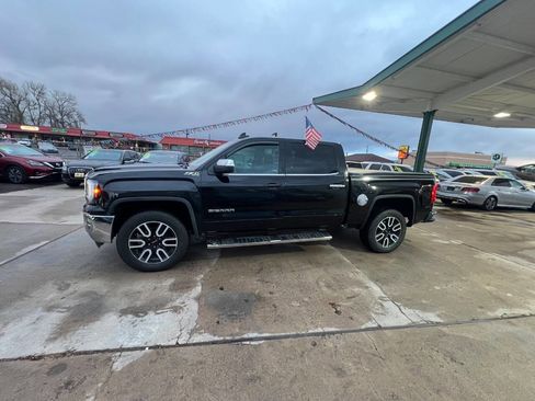 Used 2017 GMC Sierra 1500 SLE w/ SLE Value Package AWD/4WD image 25