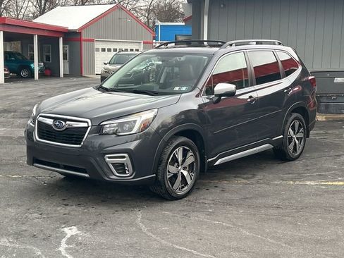 Used 2021 Subaru Forester Touring image 2