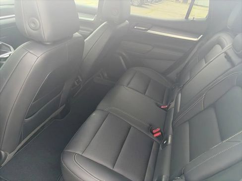 Used 2025 GMC Terrain Elevation w/ Elevation Premium Package AWD/4WD image 11