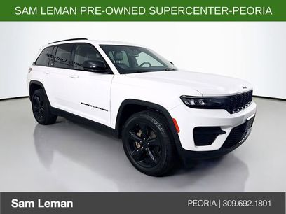 Used 2023 Jeep Grand Cherokee Altitude