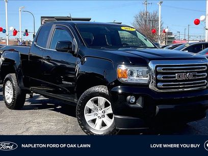 Used 2017 GMC Canyon SLE w/ SLE Convenience Package