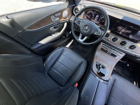 Used 2018 Mercedes-Benz E 300 4MATIC image 16