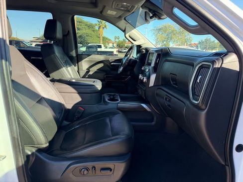 Used 2019 GMC Sierra 1500 SLT image 18