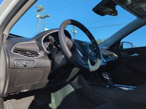 Certified 2024 Chevrolet Malibu LT image 8