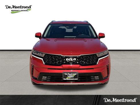 Certified 2023 Kia Sorento EX image 2