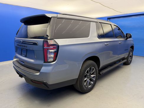 Used 2023 Chevrolet Suburban Z71 w/ Z71 Off-Road Package image 7