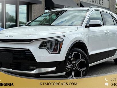 Used 2024 Kia Niro SX Touring