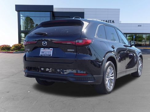 Certified 2024 MAZDA CX-90 Plug-In Hybrid w/ Preferred AWD/4WD image 4
