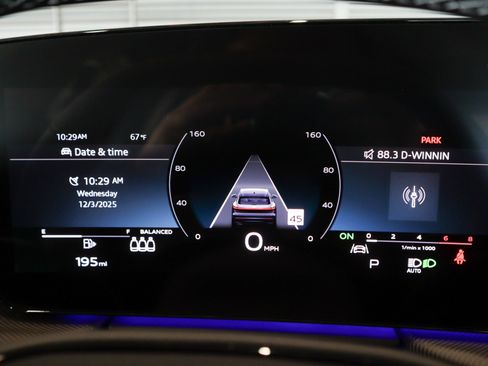 New 2025 Audi SQ5 Prestige image 19