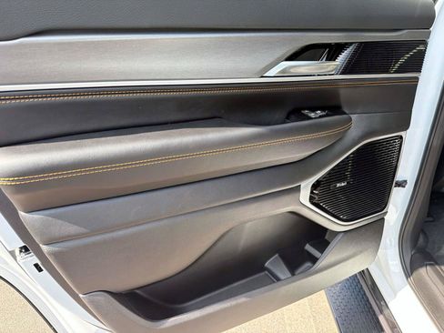 New 2026 Jeep Grand Wagoneer 4WD image 6