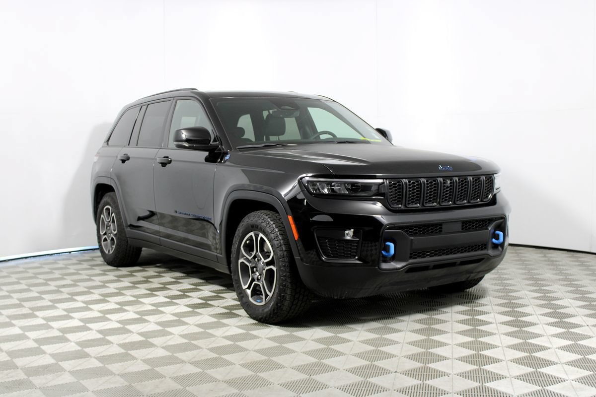Used 2023 Jeep Grand Cherokee Trailhawk AWD/4WD image 39