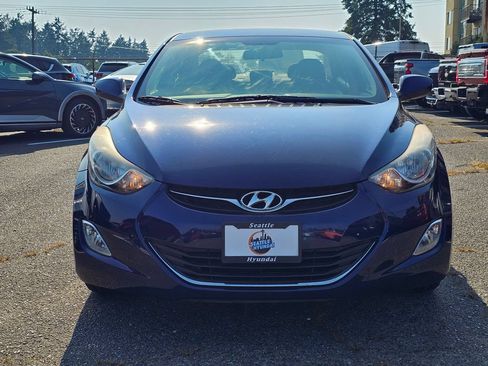 Used 2012 Hyundai Elantra GLS w/ Preferred Pkg 3 FWD image 2
