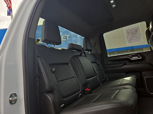 Used 2024 Chevrolet Silverado 2500 LTZ w/ LTZ Convenience Package image 20