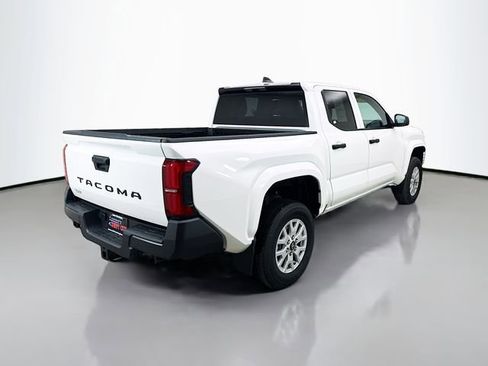 Used 2024 Toyota Tacoma SR image 8