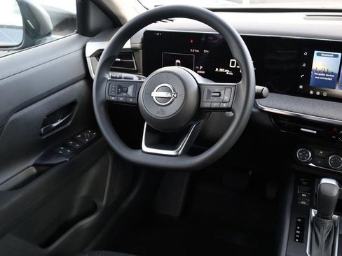 New 2026 Nissan Kicks S image 23